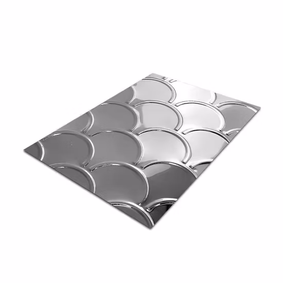 Tarjeta de grabación en relieve Hoja de acero inoxidable en relieve de color dorado 304