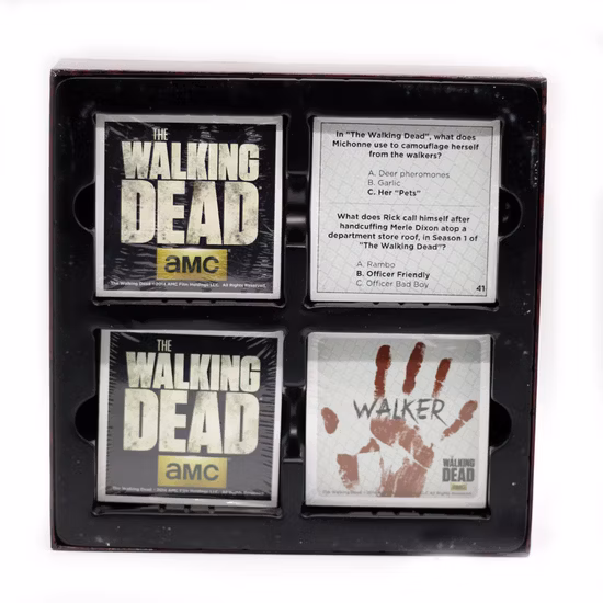 Juego de cartas de tarot personalizado Saludo de metal Papel Kraft Plástico PVC Cubierta de póquer Comercio de naipes al por mayor